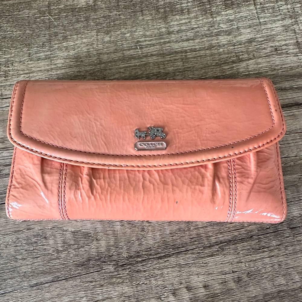Coach Women's Pink Leather Wallet
